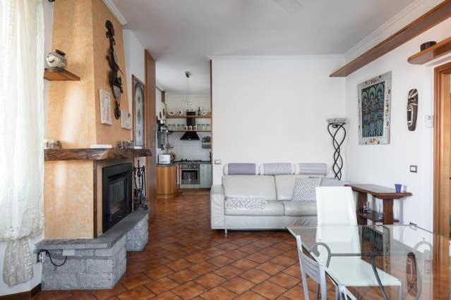 Casa Emi Apartment Lezzeno Ngoại thất bức ảnh